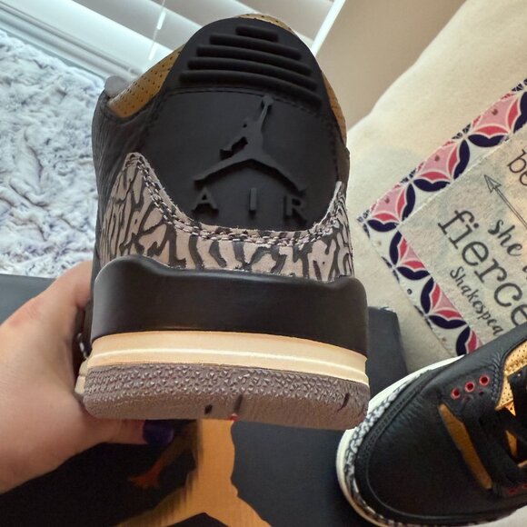 NIB Womens Nike Air Jordan 3 Retro - Size 6 (4.5 Y) - Picture 6 of 15